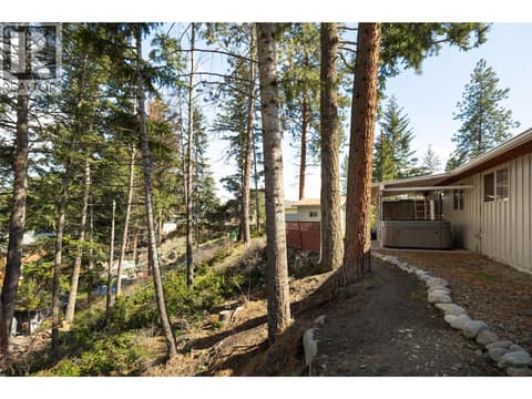 Photo 26 of 3451 McTaggart Road, Glenrosa, West Kelowna