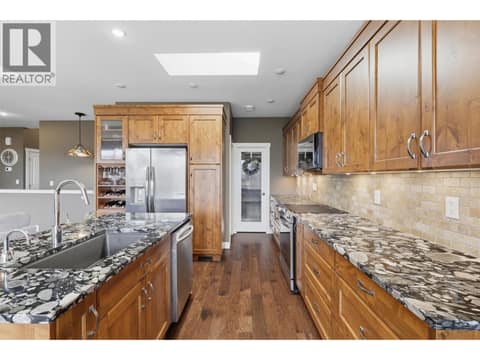 Photo 13 of 4006 RIO VISTA Way, Sun Rivers, Kamloops