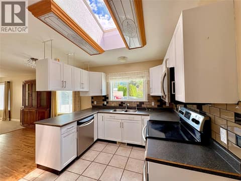Photo 8 of 9510 97 Highway N Unit# 36, Swan Lake West, Vernon
