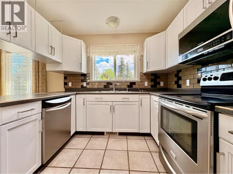 Photo 9 of 9510 97 Highway N Unit# 36, Swan Lake West, Vernon