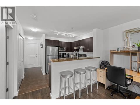 Photo 5 of 567 Yates Road Unit# 307, North Glenmore, Kelowna