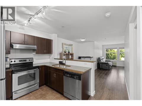 Photo 9 of 567 Yates Road Unit# 307, North Glenmore, Kelowna