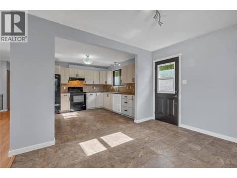Photo 5 of 2550 Wiltse Drive, Wiltse/Valleyview, Penticton