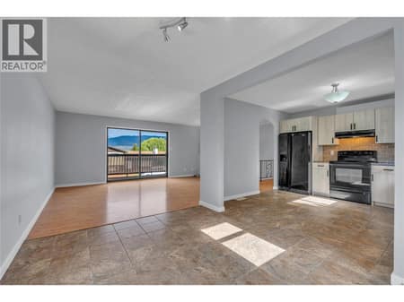Photo 6 of 2550 Wiltse Drive, Wiltse/Valleyview, Penticton