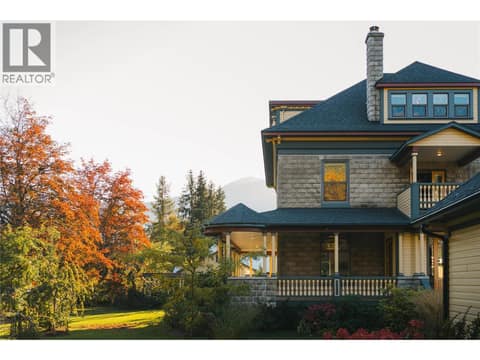Photo 12 of 805 & 815 Mackenzie Avenue, Revelstoke