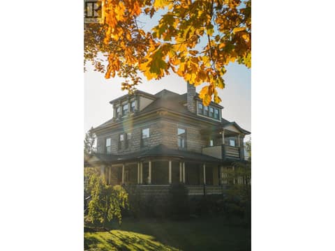 Photo 13 of 805 & 815 Mackenzie Avenue, Revelstoke