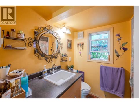 Guest Suite at 482 Pinehill Road, Oliver Rural