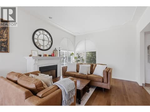 Photo 10 of 907 QUAIL Drive, Batchelor Heights, Kamloops