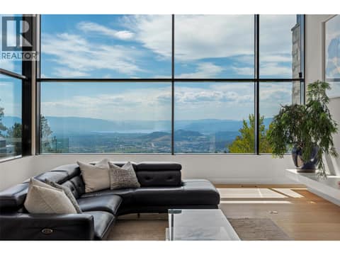 Photo 10 of 4425 Twin Creek Place, Ellison, Kelowna