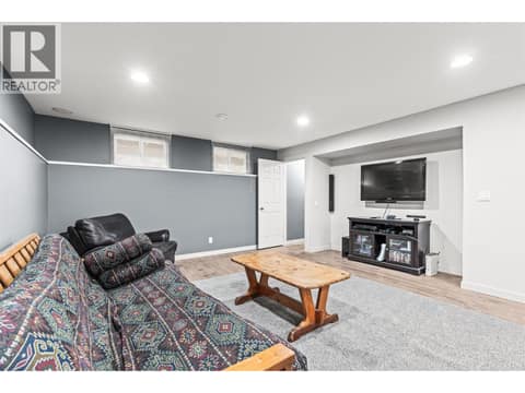 Photo 41 of 7645 Keddleston Road, North BX, Vernon