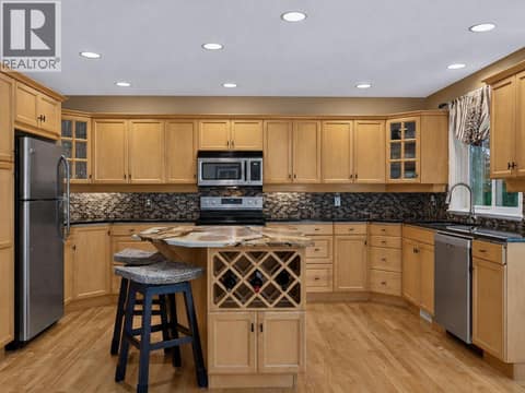 Photo 13 of 969 Skeena Drive, Dilworth Mountain, Kelowna