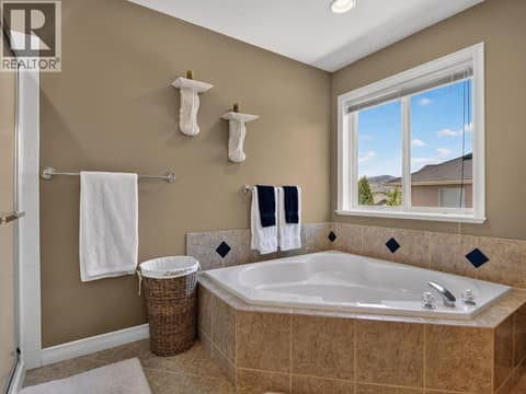 Photo 43 of 969 Skeena Drive, Dilworth Mountain, Kelowna