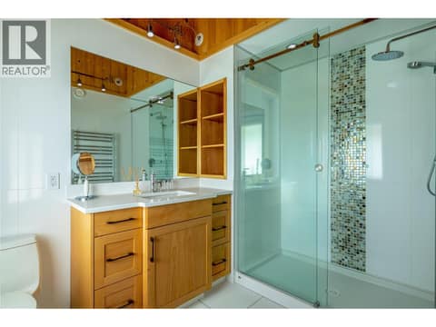 Photo 36 of 8100/8104 Silver Star Road Road, North BX, Vernon
