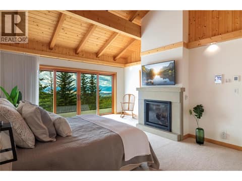 Photo 39 of 8100/8104 Silver Star Road Road, North BX, Vernon