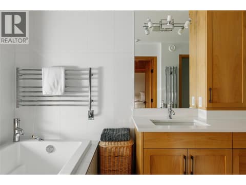 Photo 44 of 8100/8104 Silver Star Road Road, North BX, Vernon