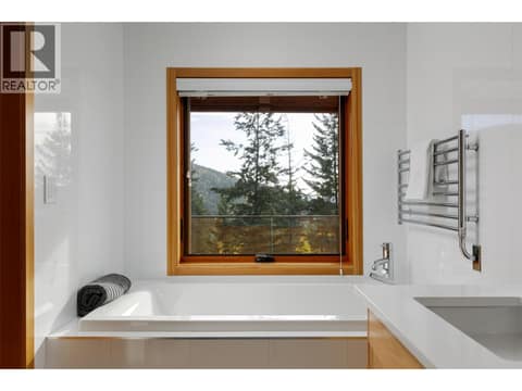 Photo 48 of 8100/8104 Silver Star Road Road, North BX, Vernon