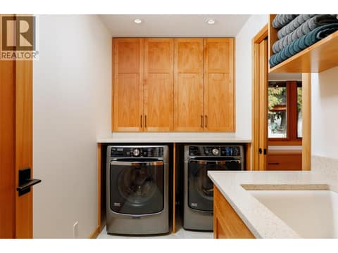 Photo 55 of 8100/8104 Silver Star Road Road, North BX, Vernon