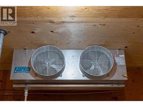 Photo 90 of 8100/8104 Silver Star Road Road, North BX, Vernon