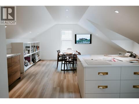 Photo 9 of 13017 Rosedale Avenue, Main Town, Summerland