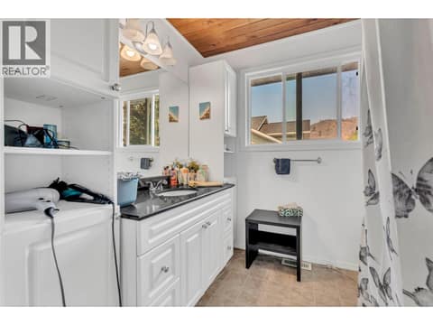 Photo 10 of 11801 Sinclair Road Unit# 101, Main Town, Summerland