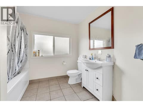 Photo 13 of 11801 Sinclair Road Unit# 101, Main Town, Summerland