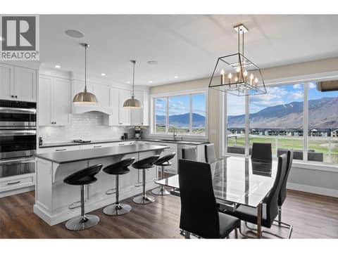 Photo 10 of 180 Rue Cheval Noir, Tobiano, Kamloops