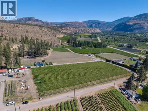 Photo 2 of 482 Pinehill Road, Oliver Rural