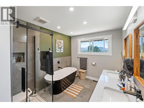 Photo 53 of 482 Pinehill Road, Oliver Rural
