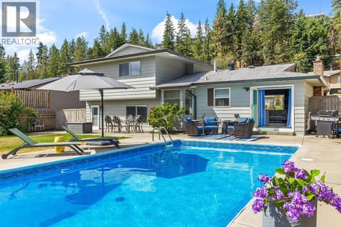 Photo 2 of 3239 McIver Road, Glenrosa, West Kelowna