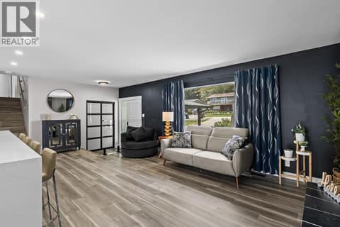 Photo 9 of 3239 McIver Road, Glenrosa, West Kelowna