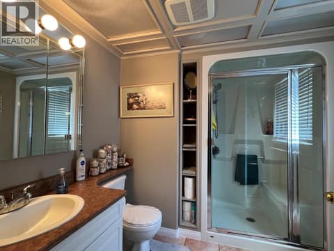 Photo 21 of 660 6th Avenue, Swan Lake West, Vernon