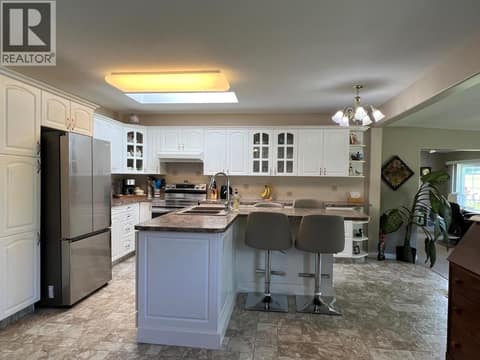 Photo 9 of 660 6th Avenue, Swan Lake West, Vernon