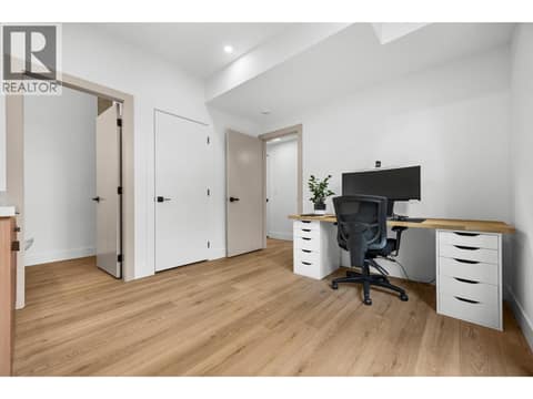 Photo 11 of 1506 39A Avenue Unit# 3, City of Vernon