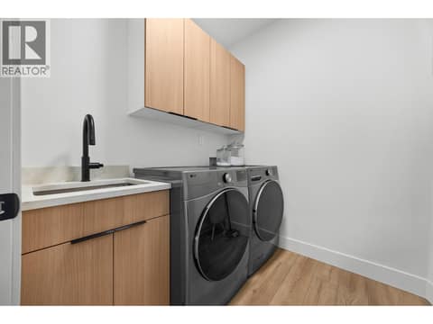 Photo 32 of 1506 39A Avenue Unit# 3, City of Vernon