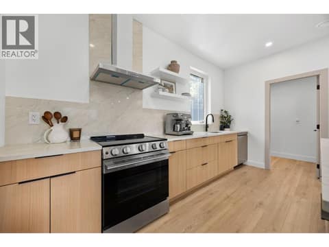 Photo 5 of 1506 39A Avenue Unit# 3, City of Vernon