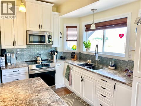 Photo 5 of 6341 Thompson River Drive W, Cherry Creek/Savona, Kamloops