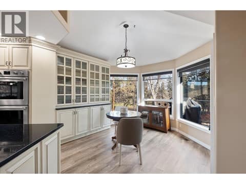 Breakfast nook off kitchen at 3907 Gallaghers Circle, South East Kelowna