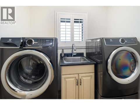 Laundry room at 3907 Gallaghers Circle, South East Kelowna
