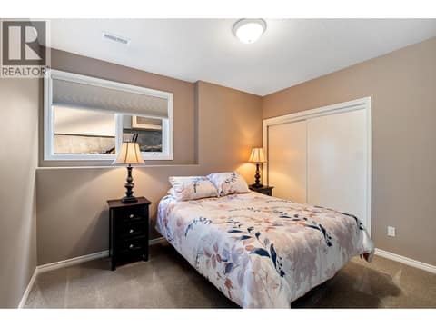 Lower level bedroom at 3907 Gallaghers Circle, South East Kelowna
