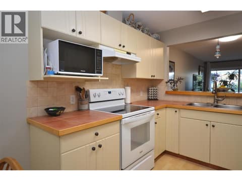Photo 14 of 4601 27 Avenue Unit# 29, Westmount, Vernon
