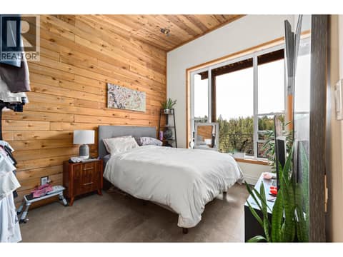 Photo 30 of 378 Lakewood Road, Fintry, Vernon