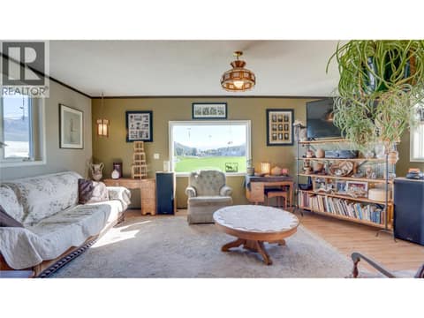 Photo 10 of 700 Bass Avenue, Enderby / Grindrod