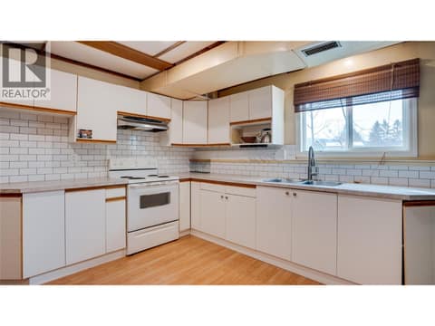 Photo 32 of 700 Bass Avenue, Enderby / Grindrod