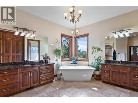 Primary ensuite at 1918 SHUSWAP Road E, South Thompson Valley, Kamloops
