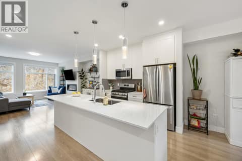 Photo 1 of 1146 Black Mountain Drive, Black Mountain, Kelowna