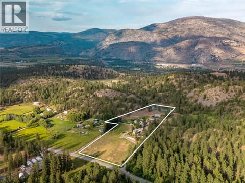 LOT LINES ARE FOR MARKETING PURPOSES ONLY. BUYER TO CONFIRM LOT BOUNDARIES WITH  THE APPROPRIATE GOVERNING BODY DIRECTLY IF DEEMED IMPORTANT. at 1788 WILLOWBROOK Road, Oliver Rural