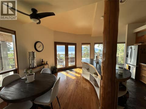 Photo 8 of 460 Galway Place, Okanagan North, Vernon