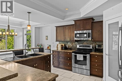 Photo 10 of 1839 Peak Point Court, West Kelowna Estates