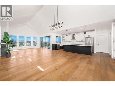 Photo 11 of 225 Dominion Way, Predator Ridge, Vernon