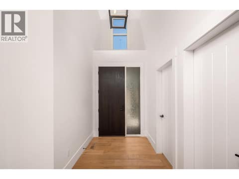 Photo 9 of 225 Dominion Way, Predator Ridge, Vernon